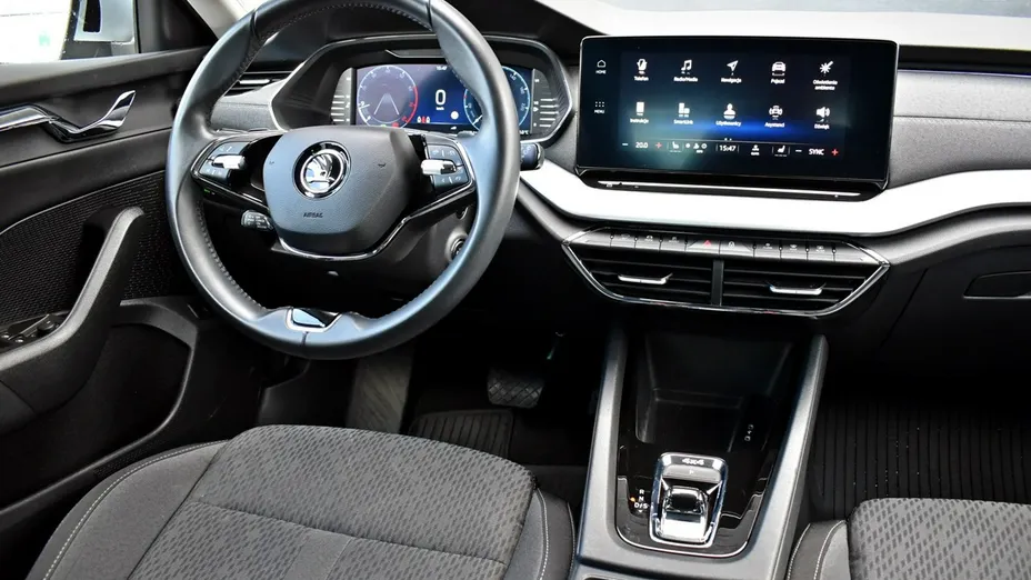 SKODA Octavia -