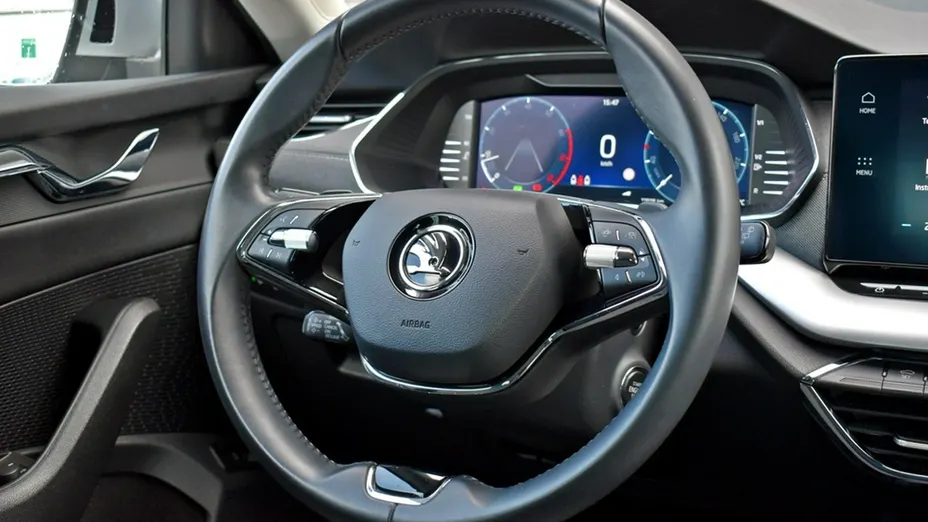 SKODA Octavia -