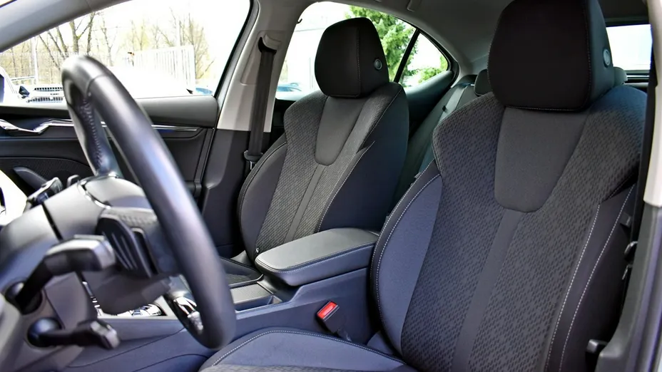 SKODA Octavia -