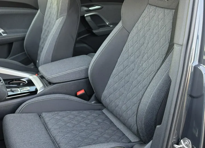 AUDI Q5 -