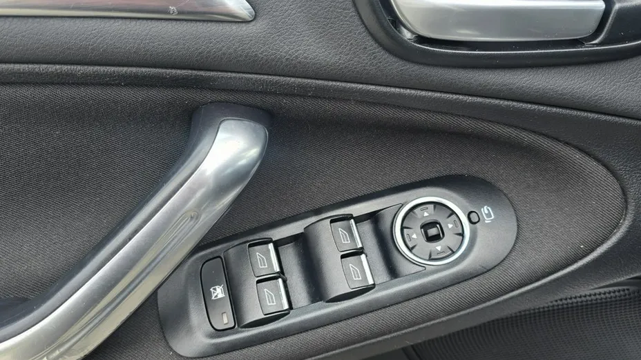 FORD S-MAX -