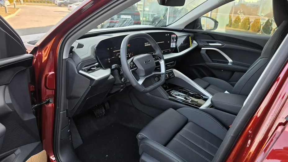 AUDI Q5 -