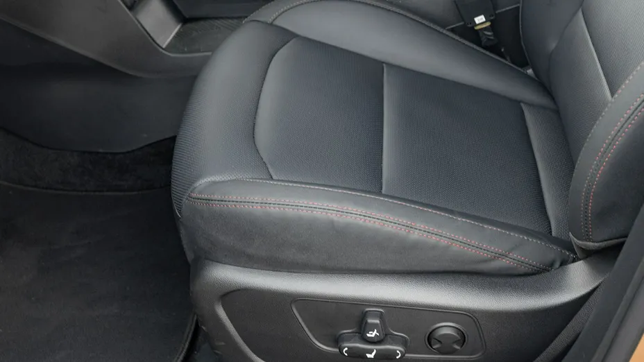 KGM / SSANGYONG Actyon -