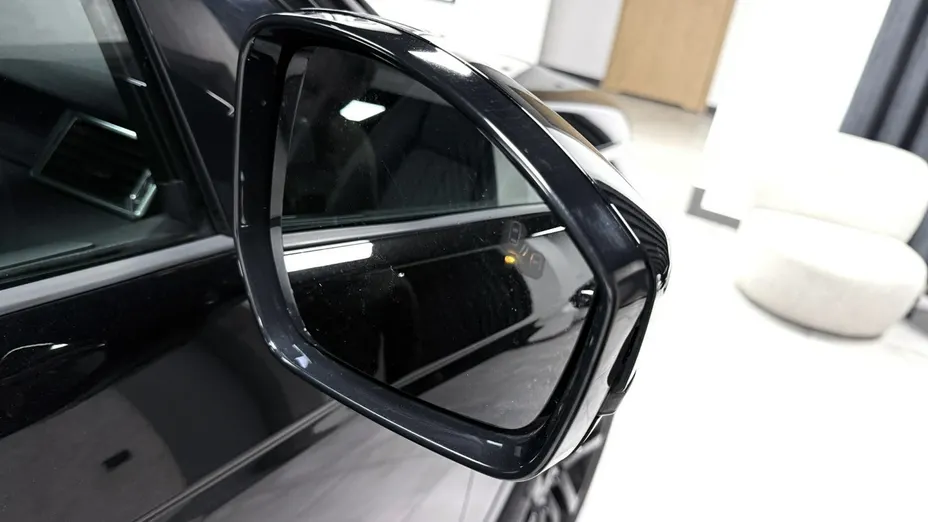 LAND ROVER Discovery Sport -
