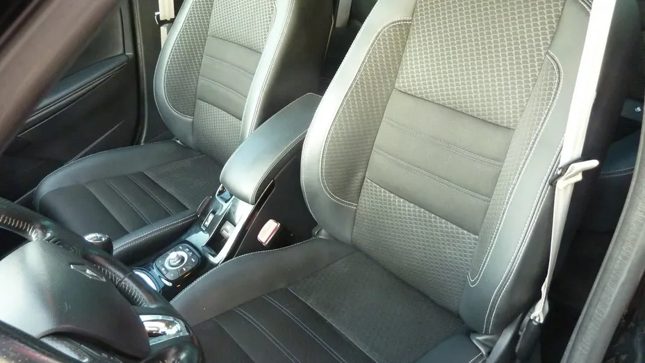 RENAULT Megane -