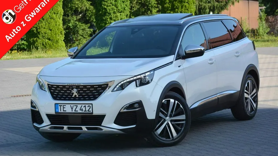 PEUGEOT 5008 -
