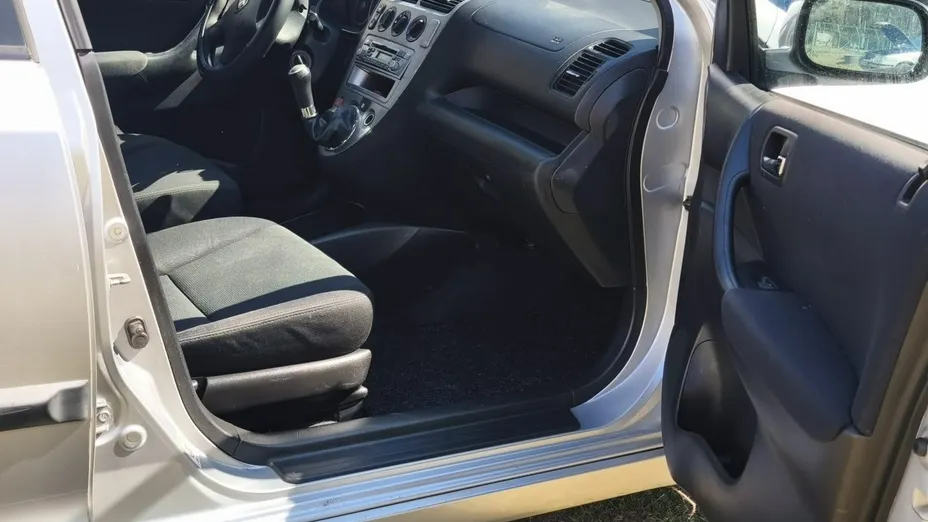 HONDA Civic -