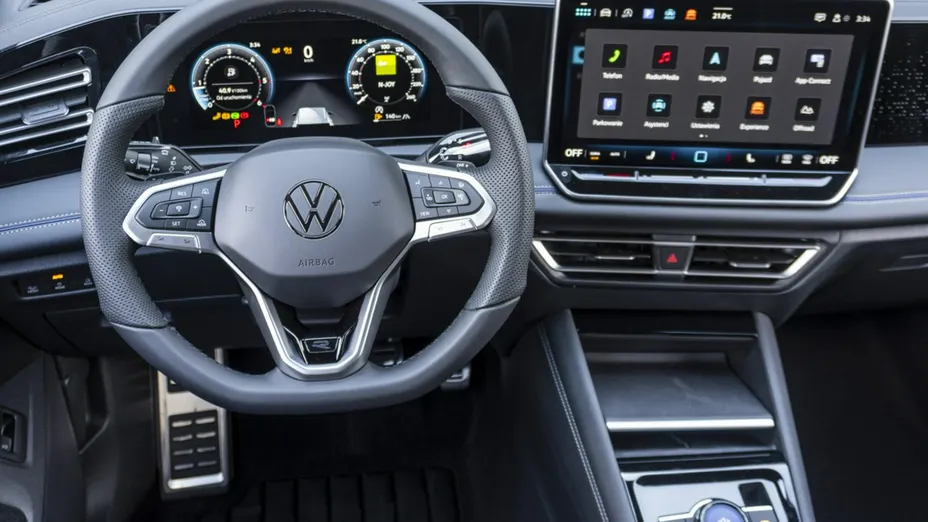VOLKSWAGEN Tiguan -