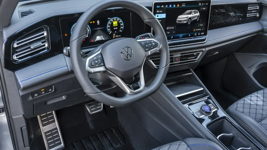 VOLKSWAGEN Tiguan -