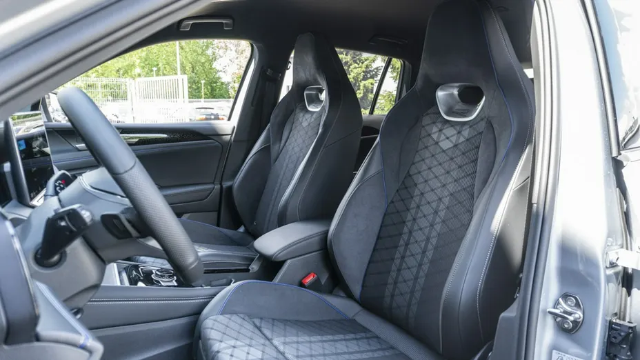 VOLKSWAGEN Tiguan -