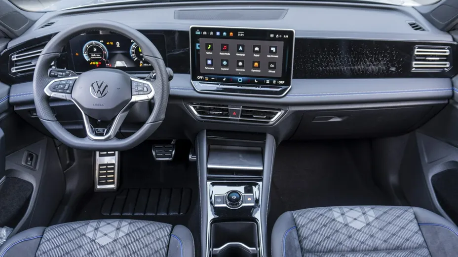 VOLKSWAGEN Tiguan -
