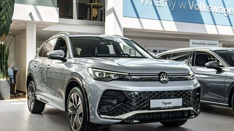 VOLKSWAGEN Tiguan -