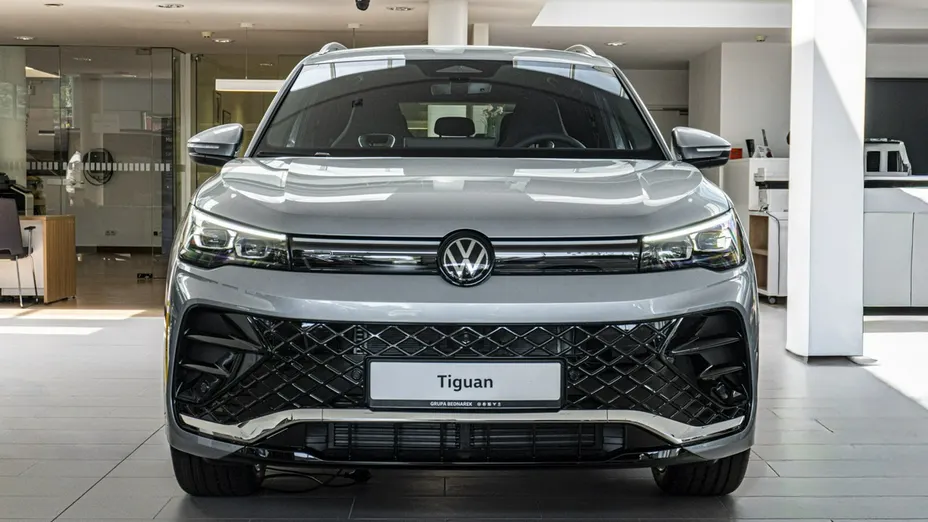 VOLKSWAGEN Tiguan -
