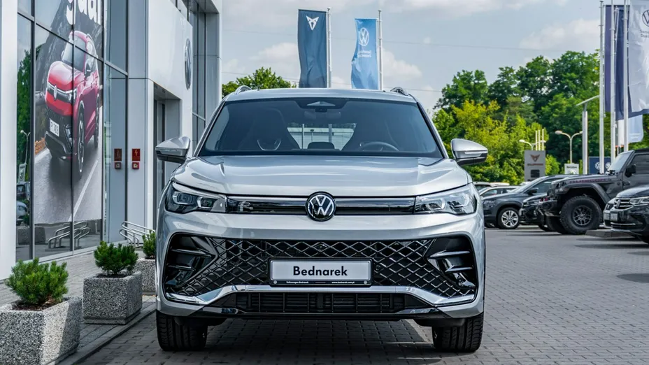 VOLKSWAGEN Tiguan -
