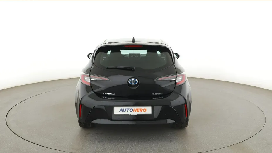 TOYOTA Corolla -