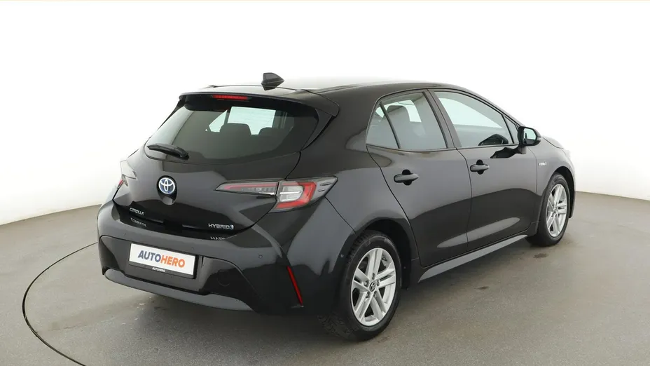 TOYOTA Corolla -