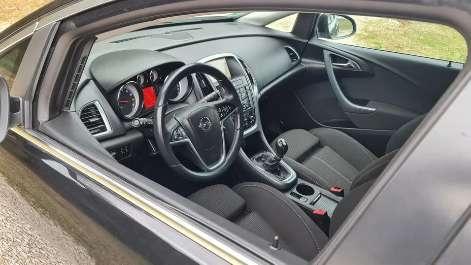 OPEL Astra -