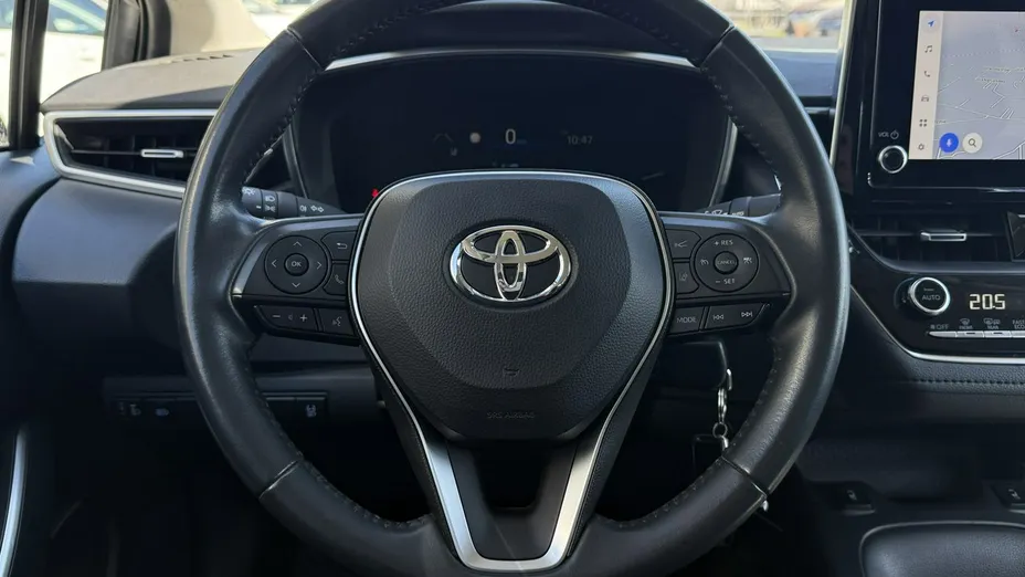TOYOTA Corolla -
