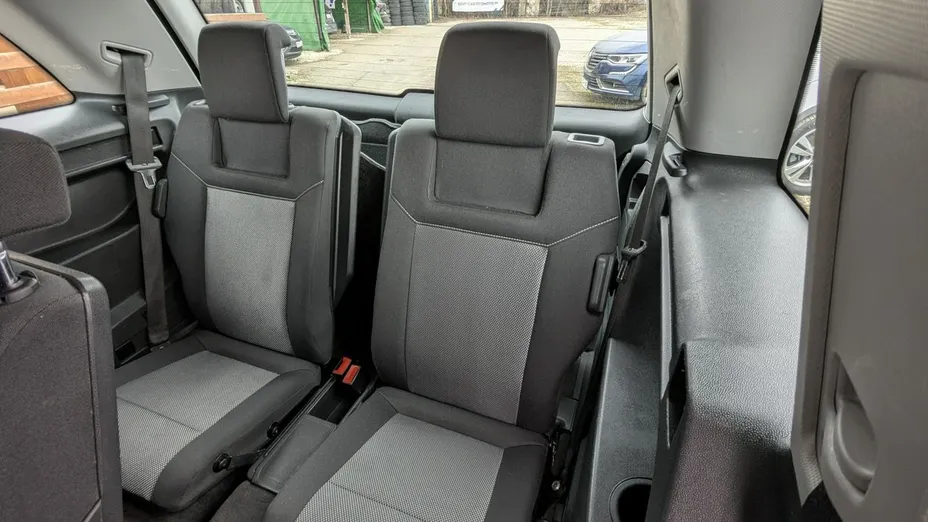 OPEL Zafira -