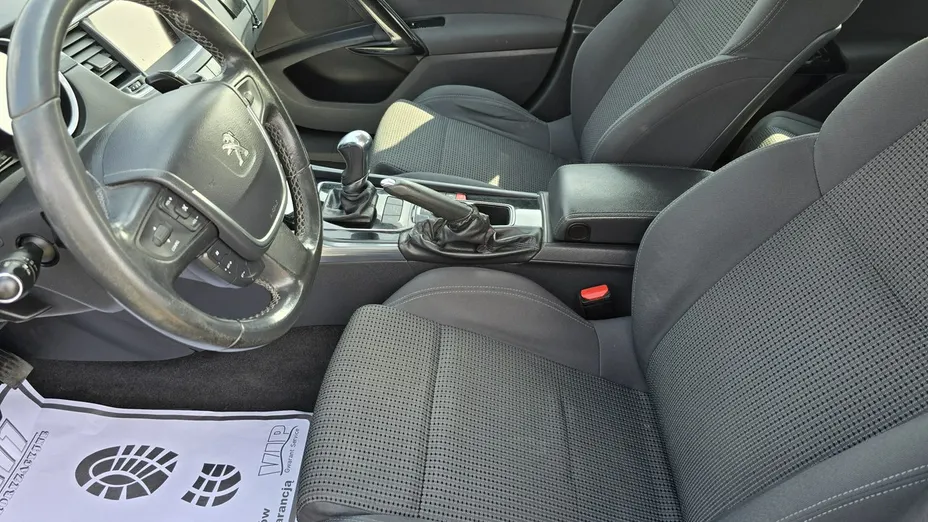 PEUGEOT 508 -