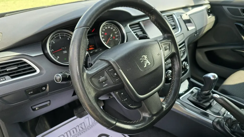 PEUGEOT 508 -