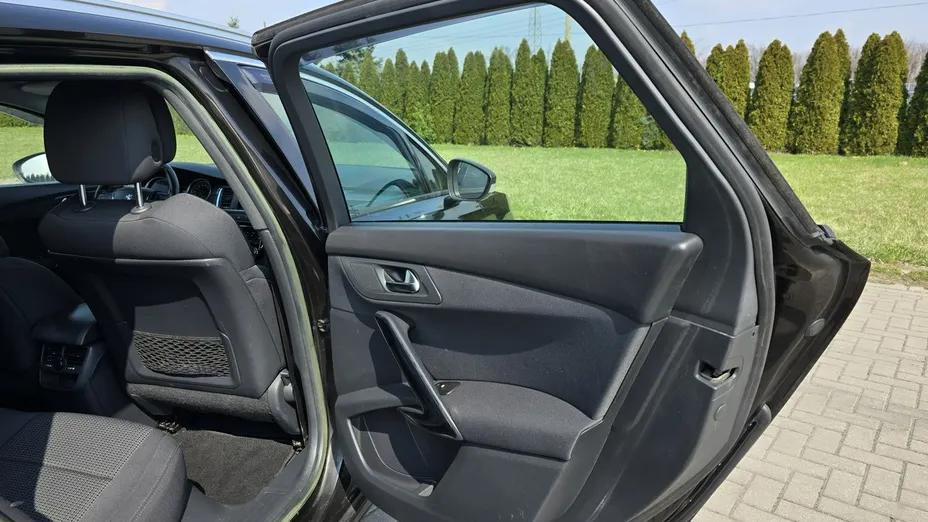PEUGEOT 508 -