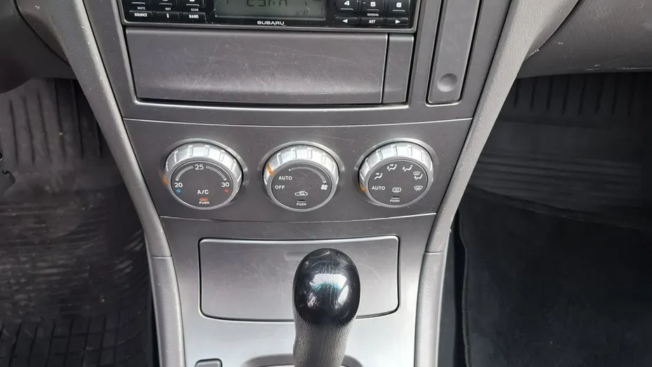 SUBARU Forester -