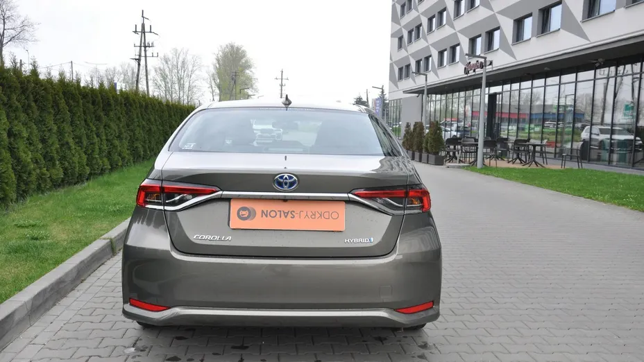 TOYOTA Corolla -