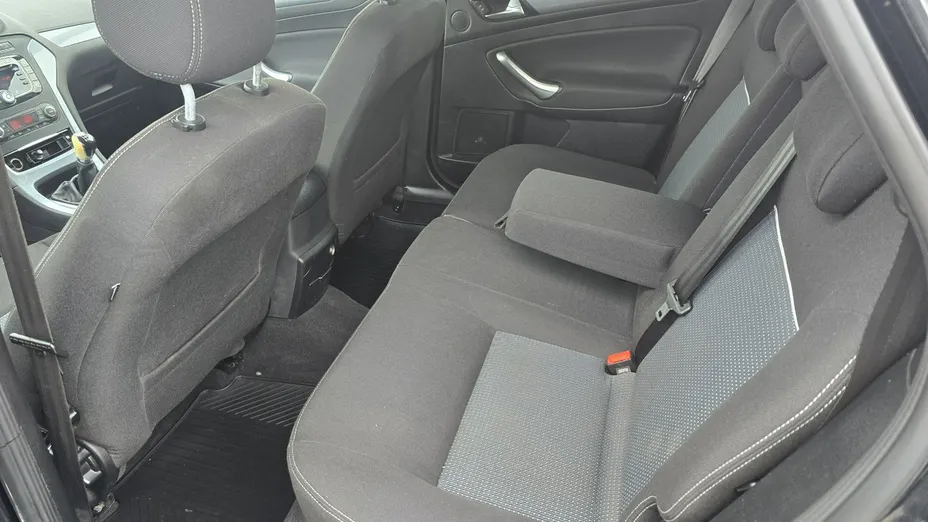 FORD Mondeo -