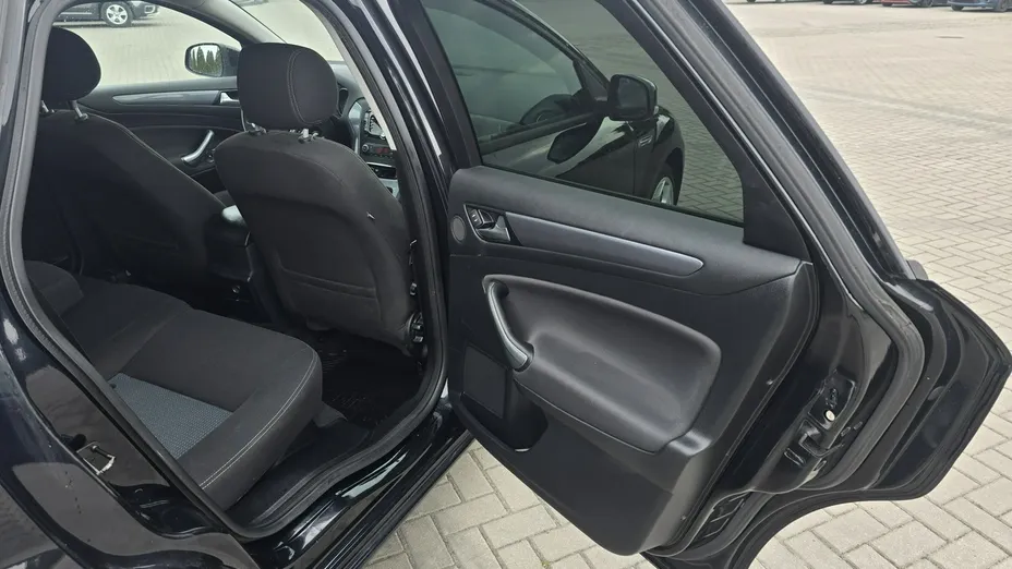 FORD Mondeo -