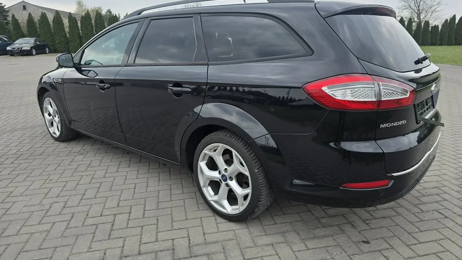 FORD Mondeo -