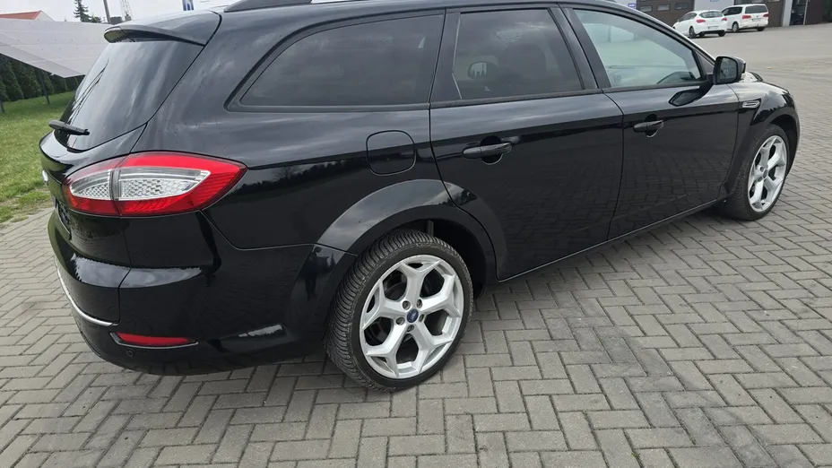 FORD Mondeo -