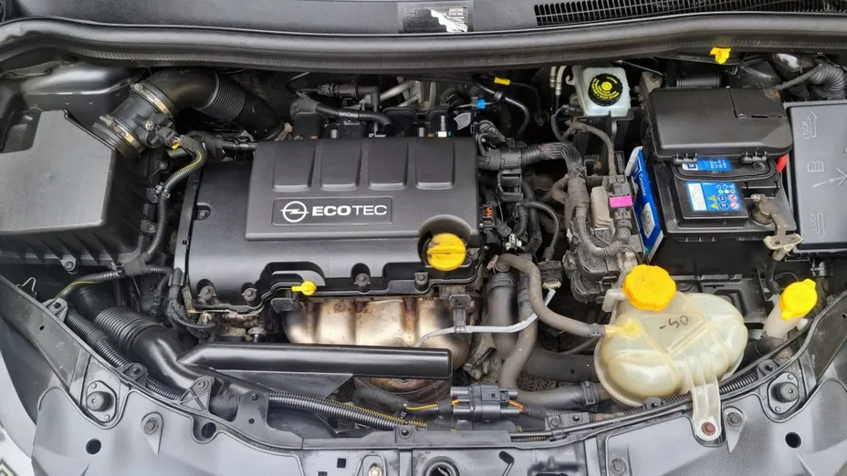 OPEL Corsa -