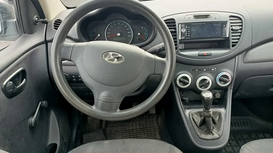 HYUNDAI i10 -