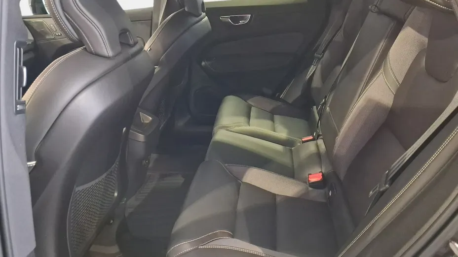 VOLVO XC60 -