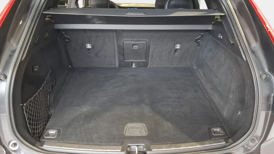 VOLVO XC60 -