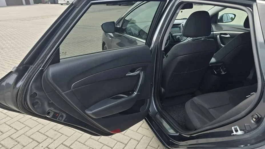 HYUNDAI i40 -