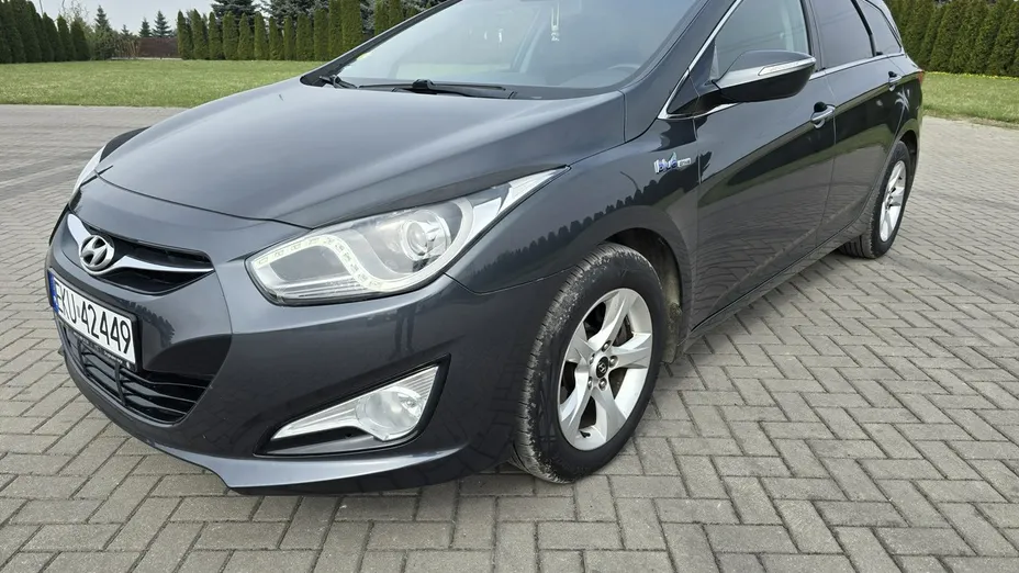 HYUNDAI i40 -