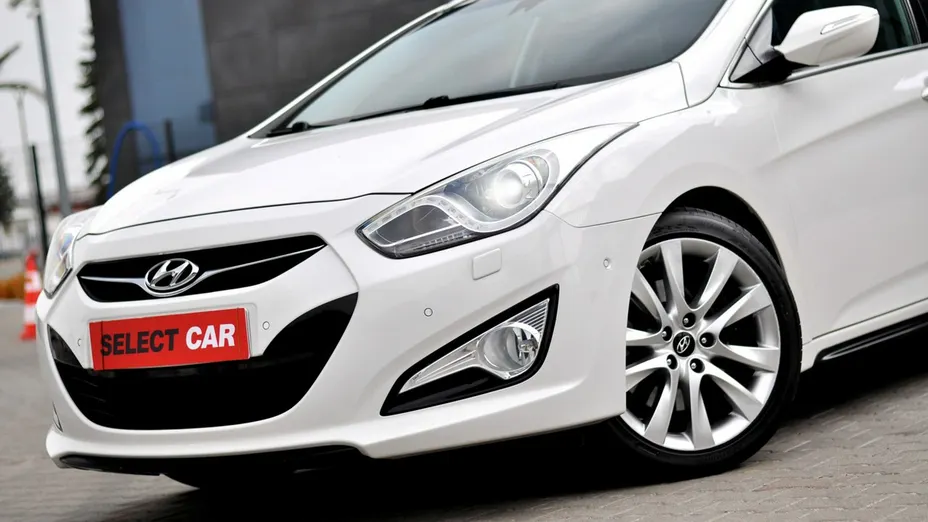 HYUNDAI i40 -