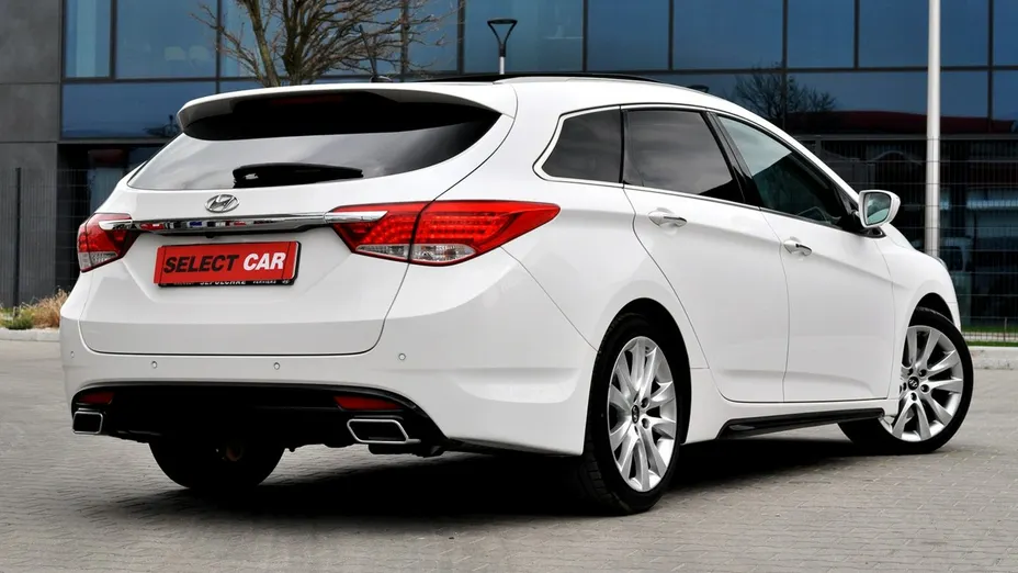 HYUNDAI i40 -