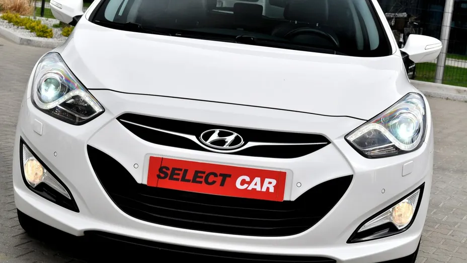 HYUNDAI i40 -