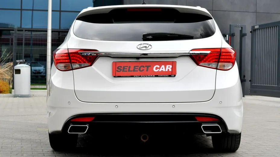 HYUNDAI i40 -
