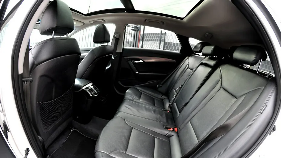 HYUNDAI i40 -