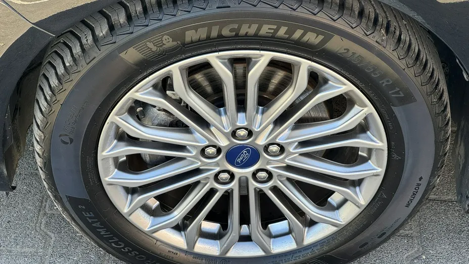 FORD Mondeo -