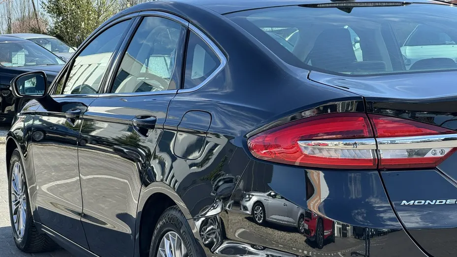 FORD Mondeo -