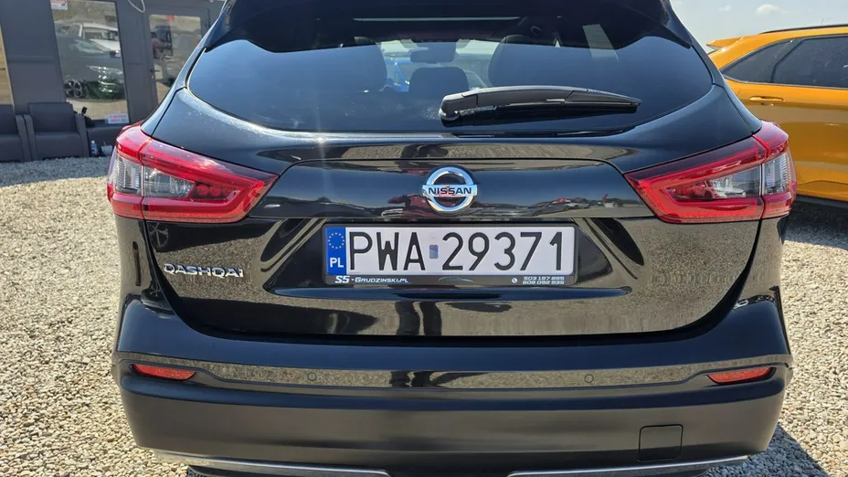 NISSAN Qashqai -