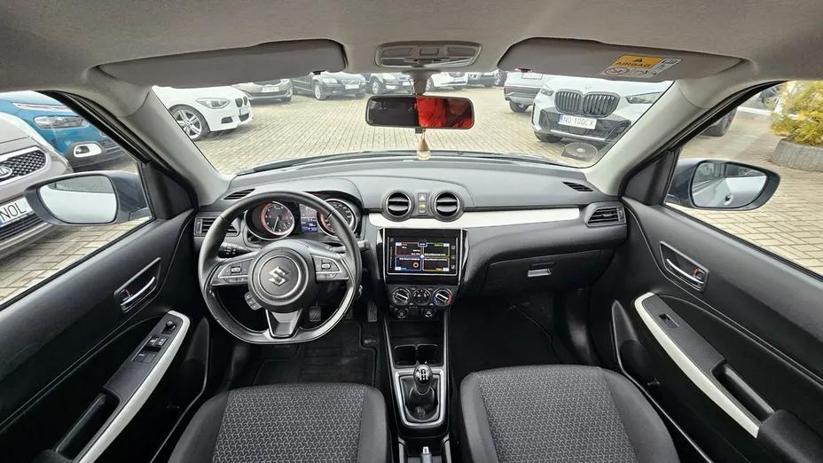 SUZUKI Swift -