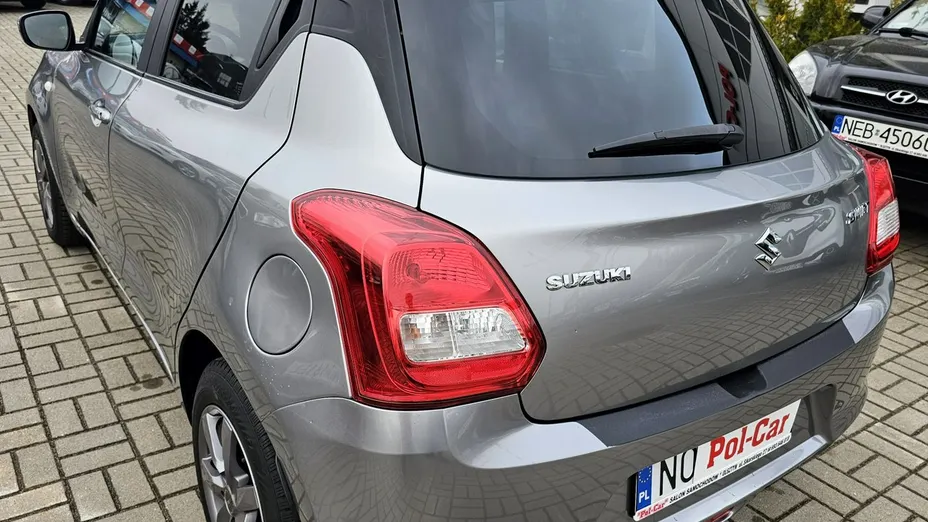 SUZUKI Swift -