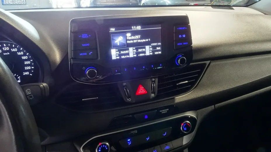 HYUNDAI i30 -