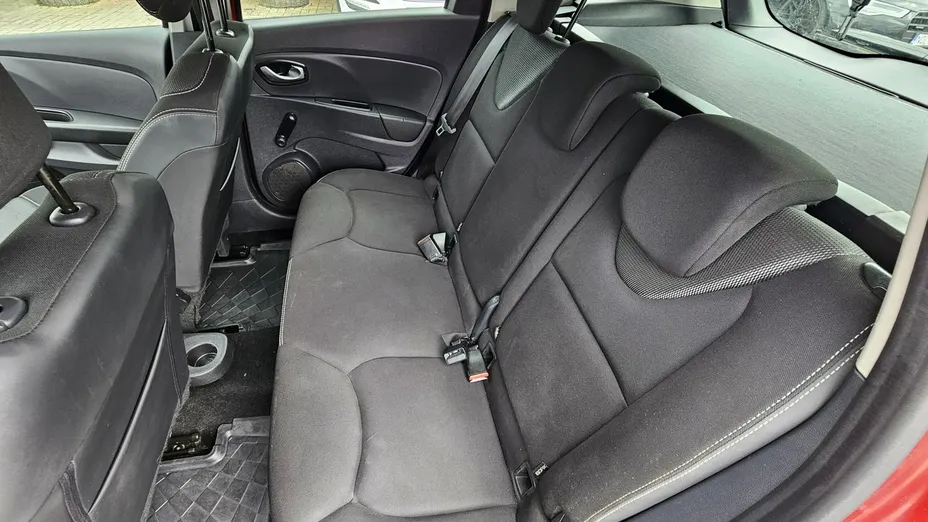 RENAULT Clio -